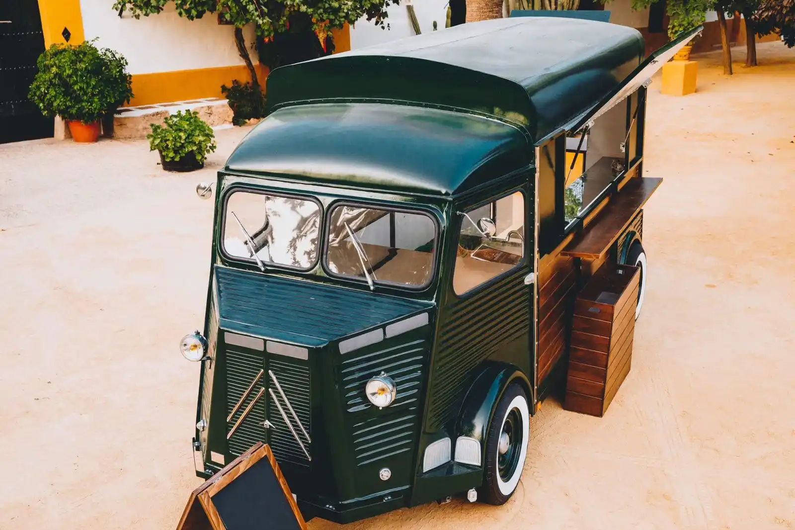 Food truck Citroën HY verde – Aristotrucks